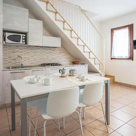 S2 Conchiglia Holiday home *